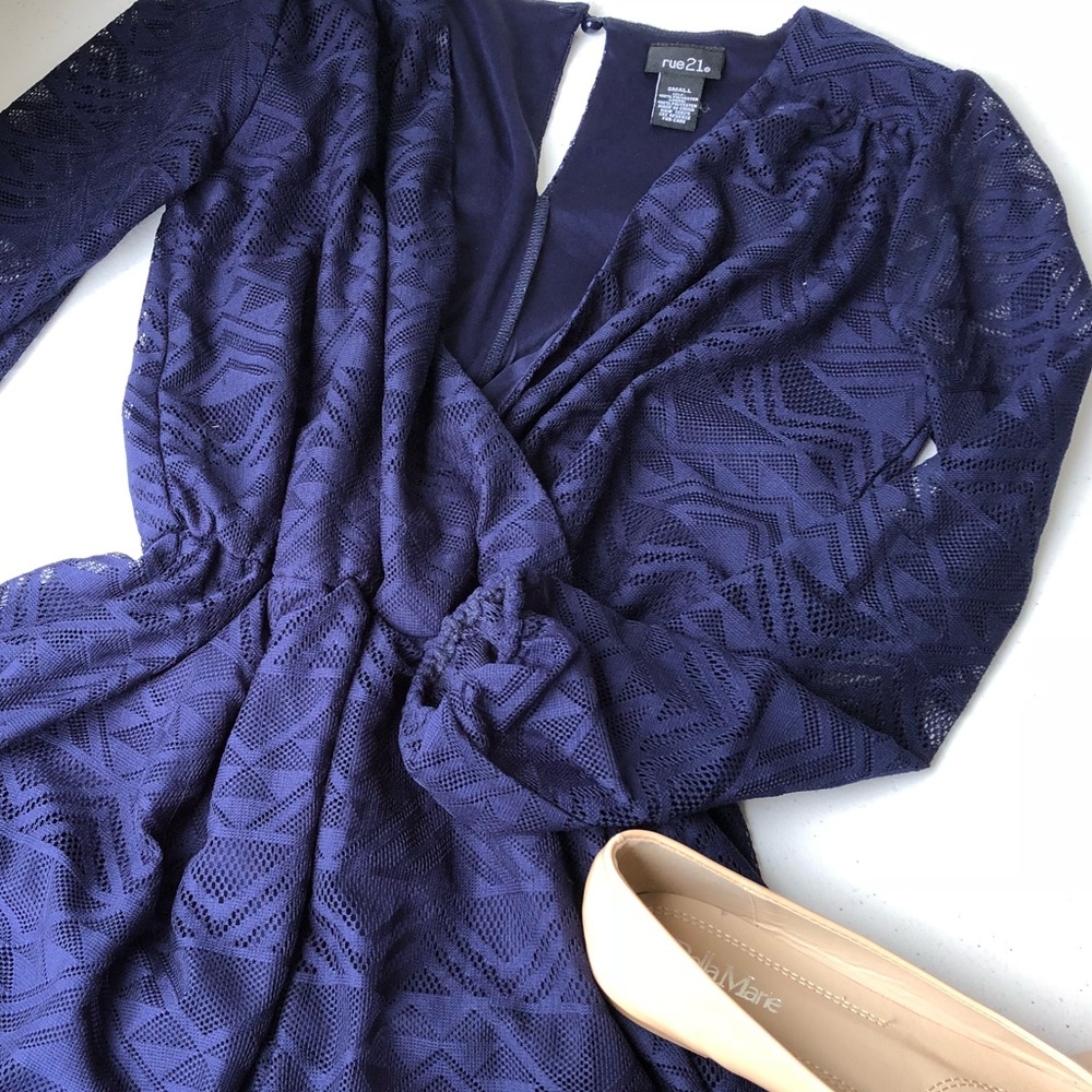 Long-sleeve romper